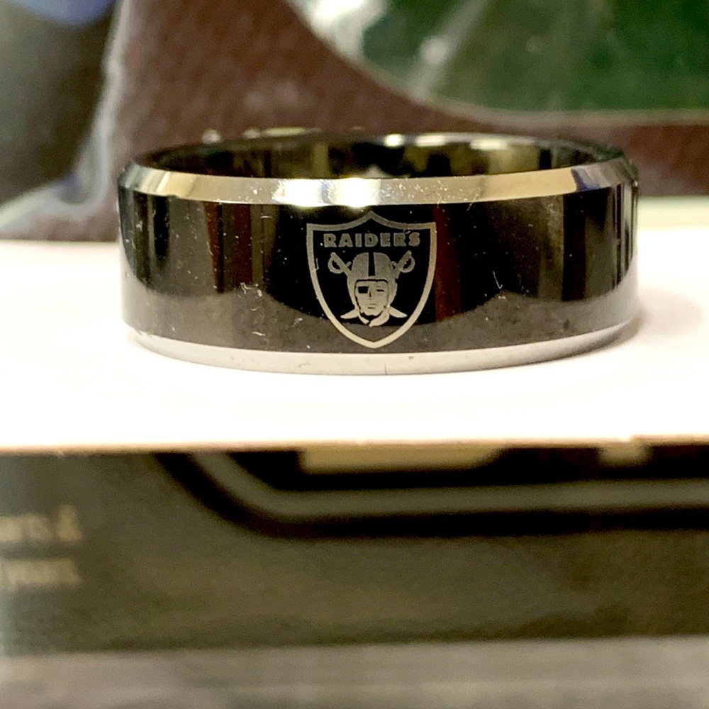 Raiders ring from NFL
